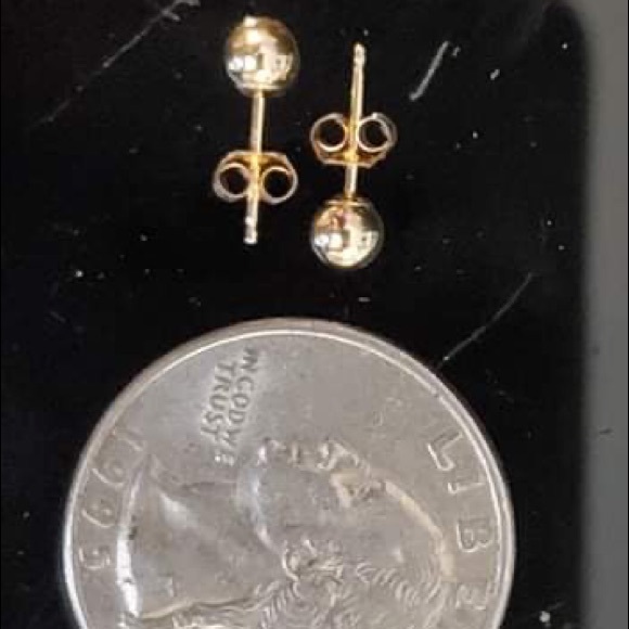 14K Solid Gold Moricci Ball Stud Earrings 4MM - Picture 2 of 3